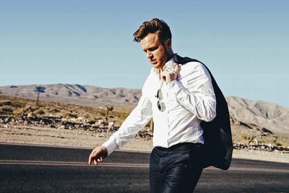 Pop star Olly Murs excited about playing Powderham Castle