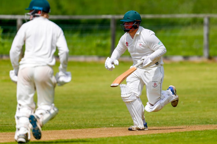 Whitchurch Wayfarers versus Hatherleigh