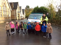 Hatherleigh pupils get a tour of a police van