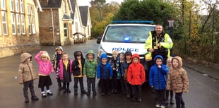 Hatherleigh pupils get a tour of a police van