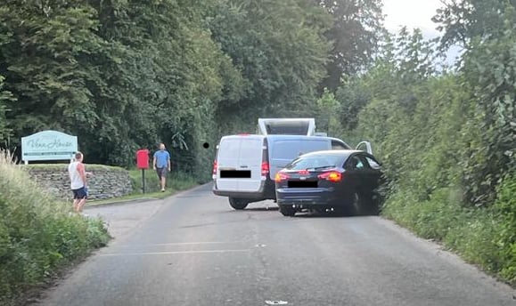 Crash on the road to Lamerton