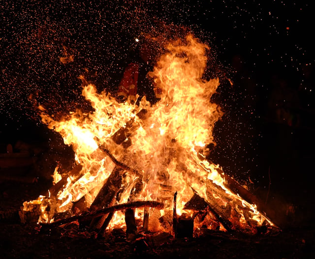 Bonfire Night celebrations in Simmons Park