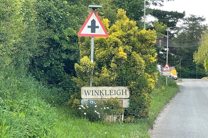 Winkleigh sign.  AQ 2750