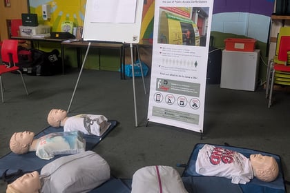 Oke PADs gives school children life-saving first aid training